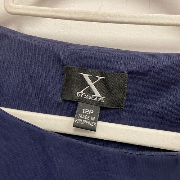 X‎ by Xscape cape dress in navy blue Sz 12P - Picture 4 of 5
